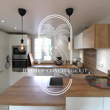 Apartment Duplex Au Coeur Du Port D'hyeres- Plages Parking By Hc